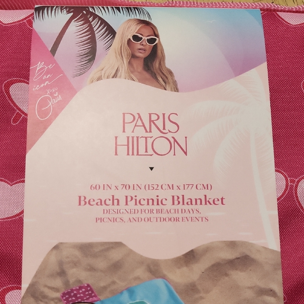 Paris Hilton Beach Picnic Blanket - Pink and Tan